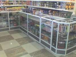 торговые прилаки: угловая секция магазин зоотоваров